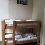 Hostel Roots *