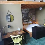 Hostel Roots