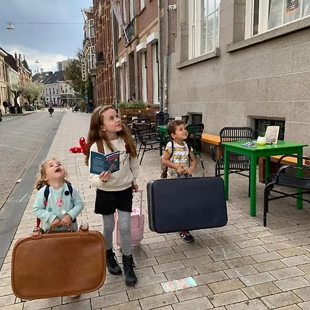 Roots * Tilburg