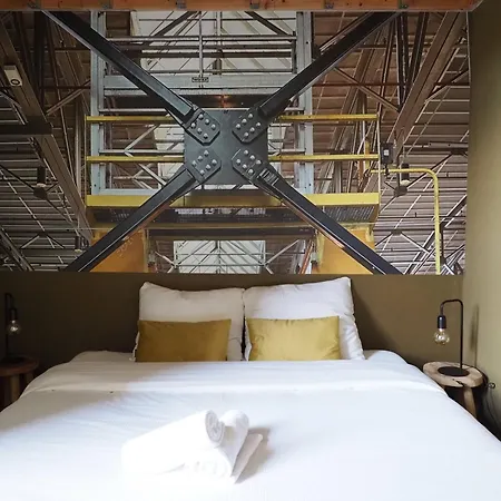 Roots 旅馆 提耳堡