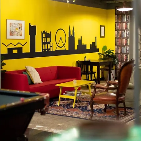 Roots 旅馆 提耳堡