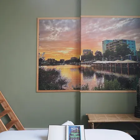 旅馆 Roots 提耳堡