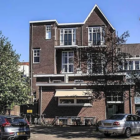 Hostel Roots Tilburg