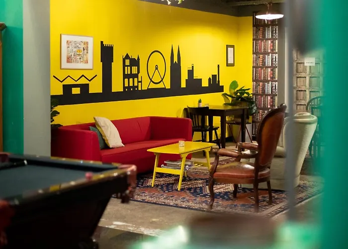 Roots Hostel Tilburg