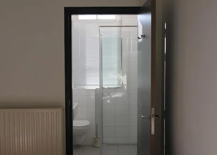 Roots Hostal Tilburgo