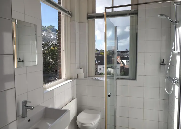 Roots ホステル *